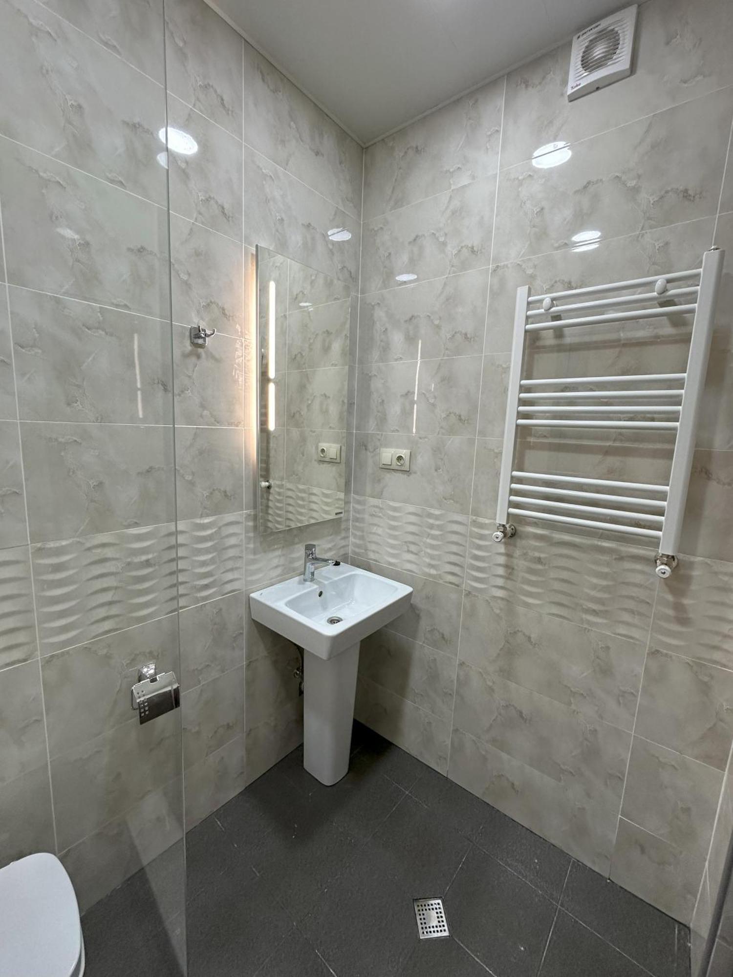 Three Palms Guest House Tbilisi Exterior photo